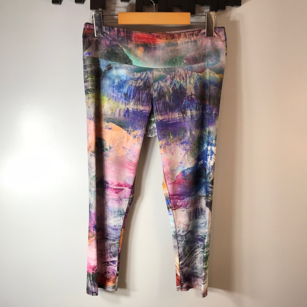 Onzie Multicolor Women's Capris